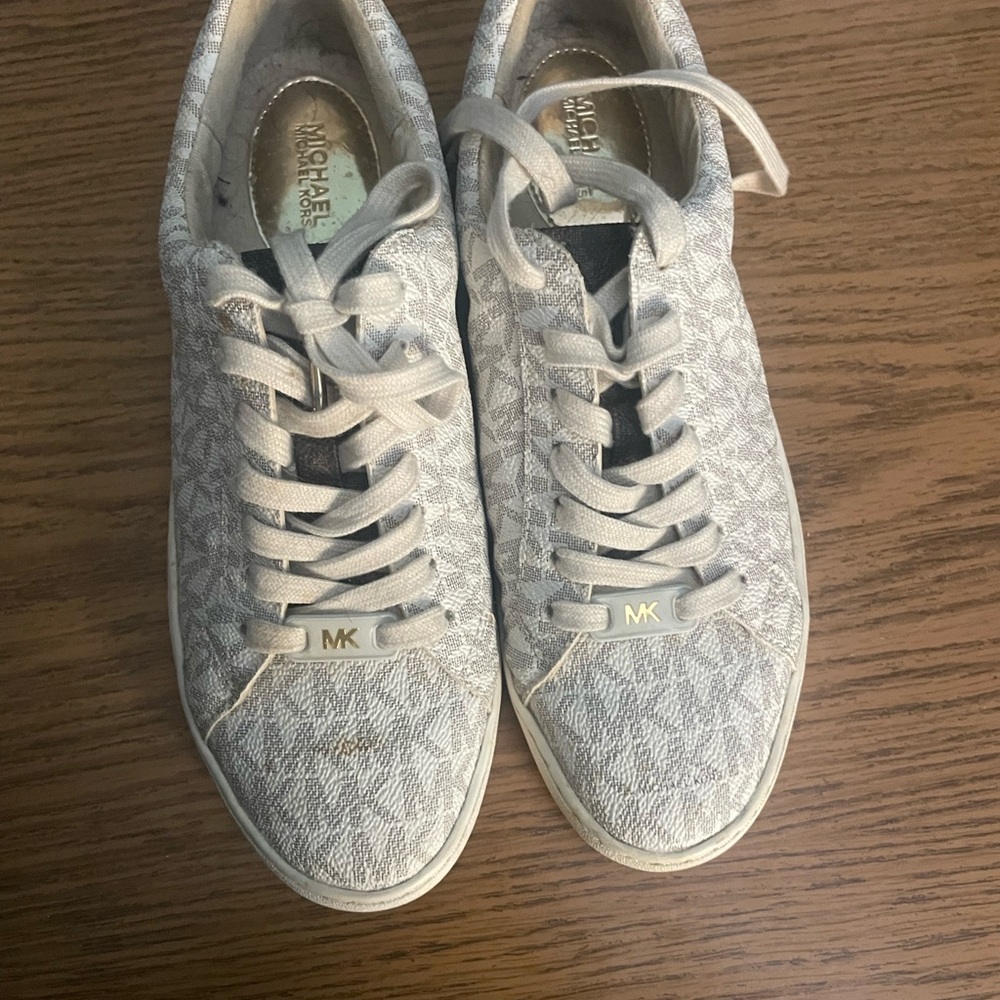 Michael Kors Gray Sneakers with Marbled Pattern